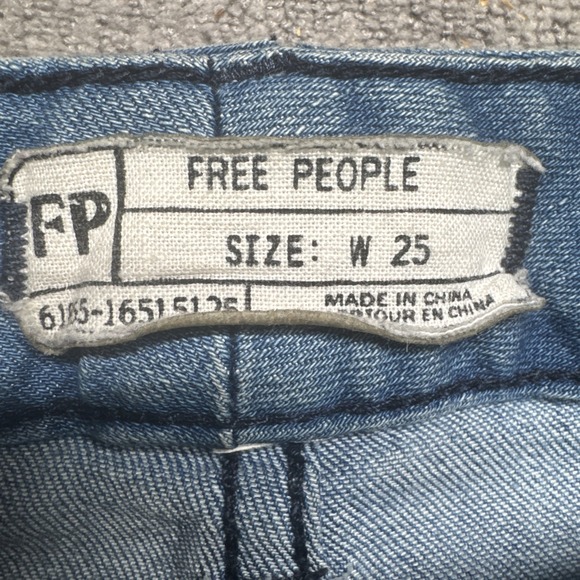 Free People Bootcut Jeans Women's 25 Blue Distressed Faded Denim Y2K Aesthetic - Picture 7 of 9